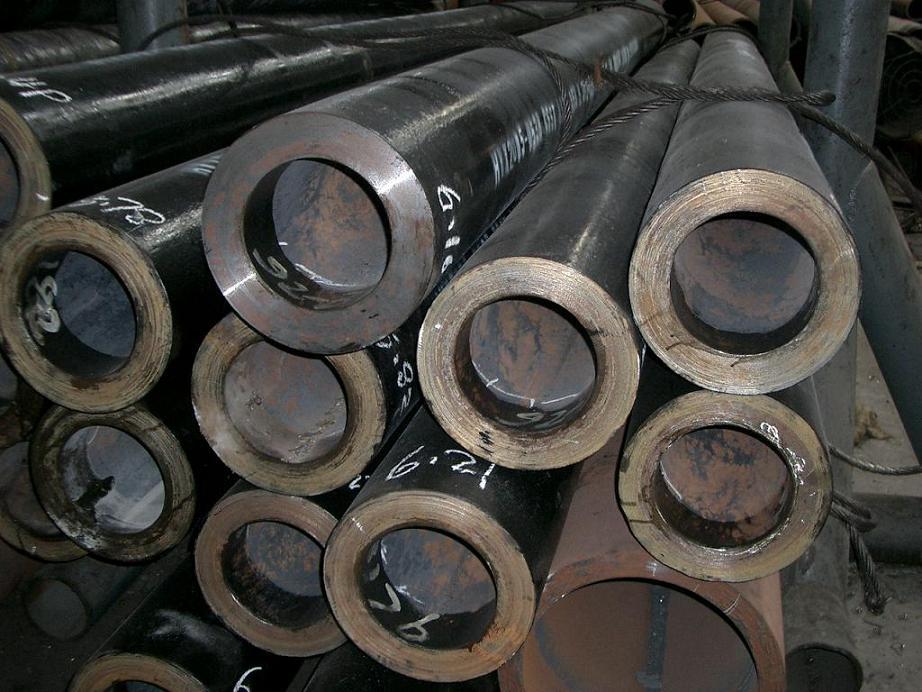 Carbon steel pipe